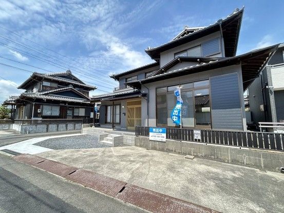 Renovated 5LDK House on Corner Lot in Kuwana, Mie - Thumbnail 3