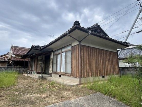 2DK House Near Hashi Station in Gotsu City, Shimane - Thumbnail 2
