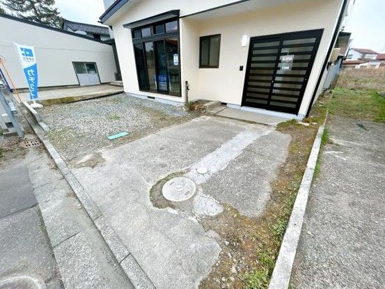 Renovated 3LDK House for Sale in Sakata, Yamagata - Thumbnail 4