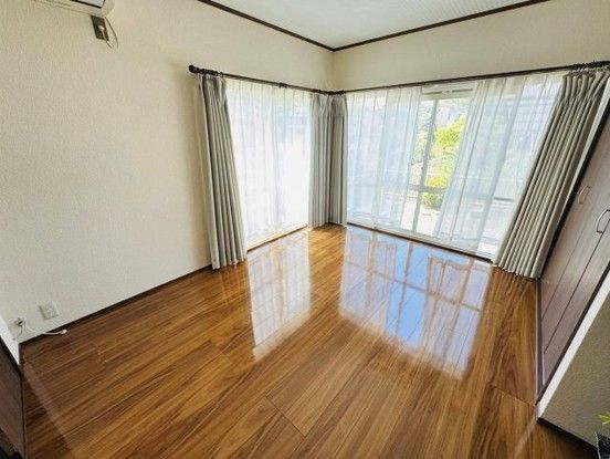 Used 4LDK House for Sale in Toride, Ibaraki - Thumbnail 3