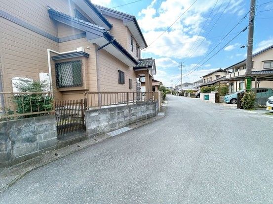 Renovated 4LDK House in Tosu, Saga - 109m² - Thumbnail 3