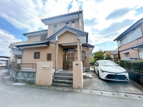 Renovated 4LDK House in Tosu, Saga - 109m² - Thumbnail 2
