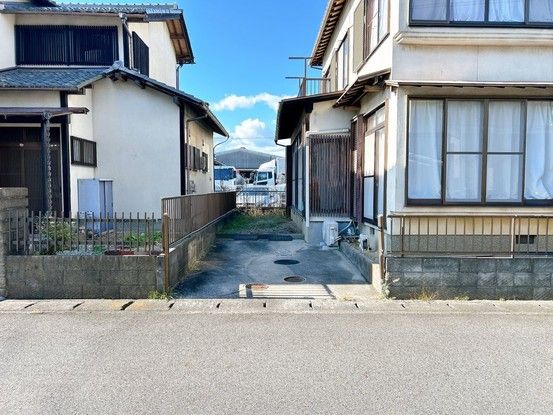 Renovated 5SLDK House in Ritto City, Shiga – 119m² - Thumbnail 4