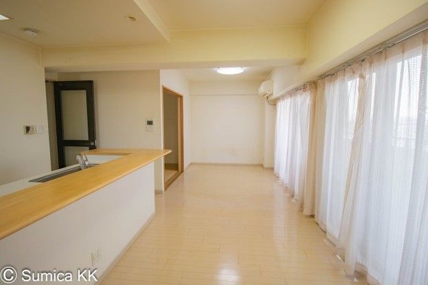 3LDK Apartment for Sale in Wakayama City, 67.96 sqm - Thumbnail 3