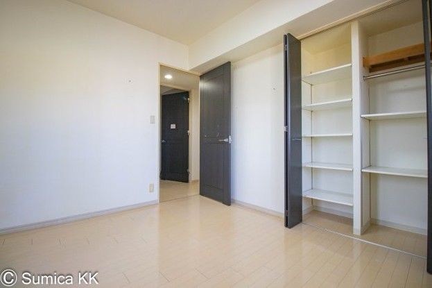3LDK Apartment for Sale in Wakayama City, 67.96 sqm - Thumbnail 4