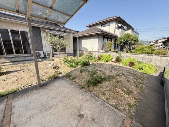 2SLDK House on Large Corner Lot in Kurashiki, Okayama - Thumbnail 4