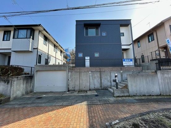 Renovated 3SLDK House for Sale in Mizunami, Gifu - Thumbnail 2