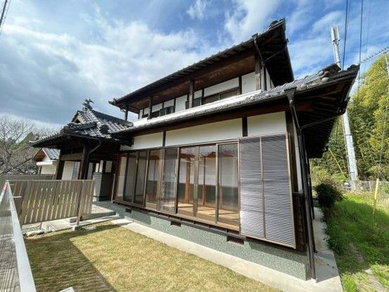 Renovated 7DK House in Nagomi Town, Kumamoto - 158.01 sqm - Thumbnail 3