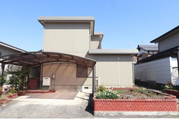 4LDK Detached House for Sale in Omi-Hachiman, Shiga - Thumbnail 3