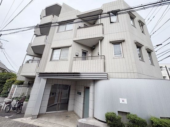3LDK Apartment for Sale in Mitaka City, Tokyo - Thumbnail 3