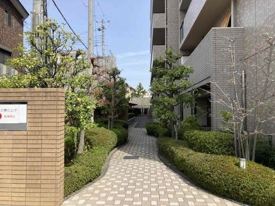 Renovated 2LDK Apartment for Sale in Nakagyo Ward, Kyoto - Thumbnail 2