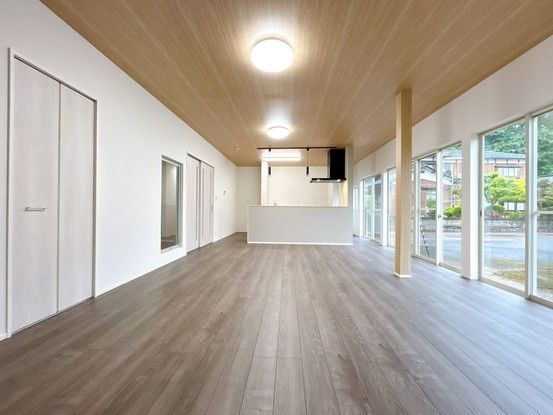 Renovated 4LDK House with Garage Near Yashiroda Station - Thumbnail 4