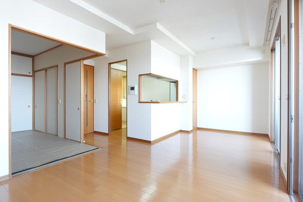 3LDK Apartment for Sale in Hiroshima Nishi Ward near Furu-e Station - Thumbnail 4