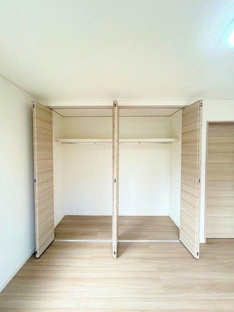 Renovated 3LDK House in Nishinomiya, 98.32m2 - Thumbnail 4