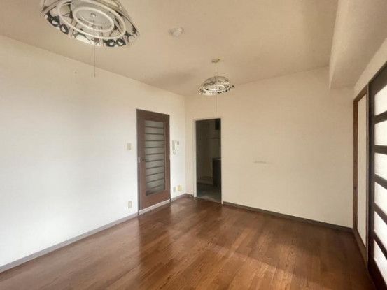 3LDK Apartment for Sale in Akashi, Hyogo - 60.85 sqm - Thumbnail 3