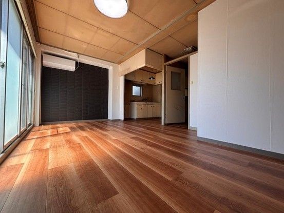 2LDK Resale House in Omihachiman, Shiga - 77.64 sqm - Thumbnail 3