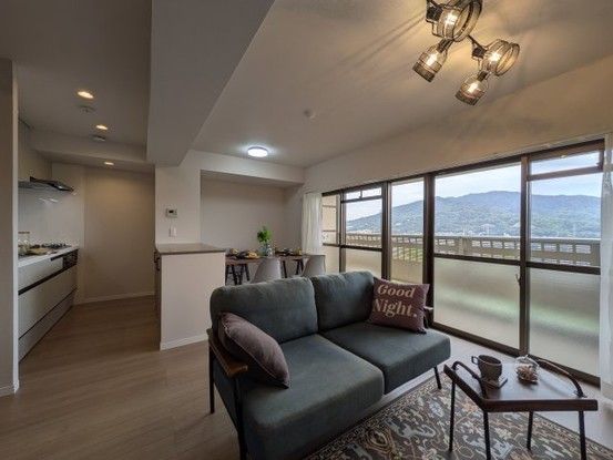 Renovated 3LDK Apartment in Higashi-ku, Hiroshima City - Thumbnail 4