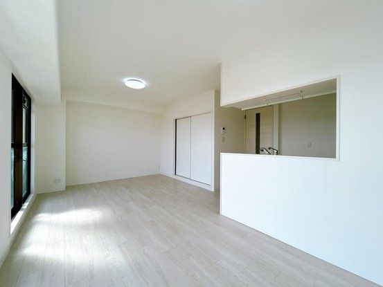Renovated 3LDK Apartment in Numazu, Shizuoka - Thumbnail 4