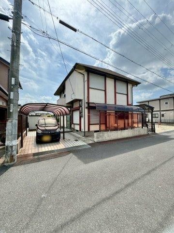 4LDK Used House for Sale in Yasu, Shiga with Solar Panels - Thumbnail 2
