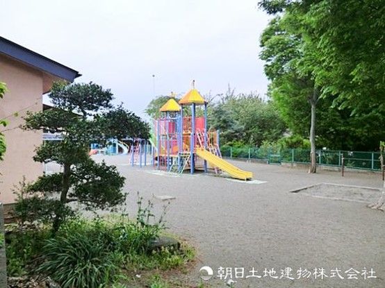 4LDK House for Sale in Asahi-ku, Yokohama - Thumbnail 3