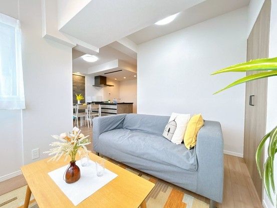 Renovated 2LDK Apartment in Toyama City Near Johara Station - Thumbnail 3
