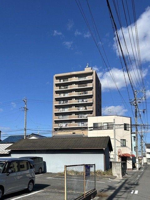 Renovated 3LDK Apartment in Ogaki, Gifu Prefecture - Thumbnail 2