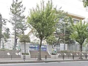 Renovated 3LDK Apartment Near Saginuma Station, Kawasaki - Thumbnail 2