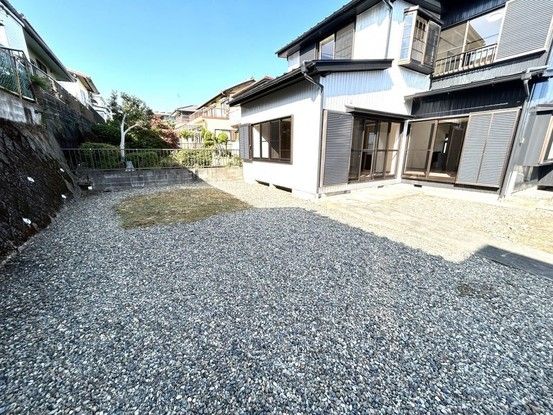 Renovated 4LDK House in Kuwana City with Private Garden - Thumbnail 2