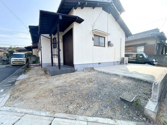 Renovated 3LDK House in Okayama City's Higashi Ward - Thumbnail 4
