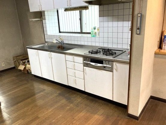Spacious 6LDK House in Shimonoseki, Yamaguchi - 157.12m² - Thumbnail 4