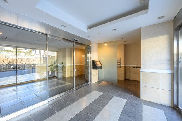 3LDK Apartment for Sale Near Tsuzuki Fureai no Oka Station - Thumbnail 3