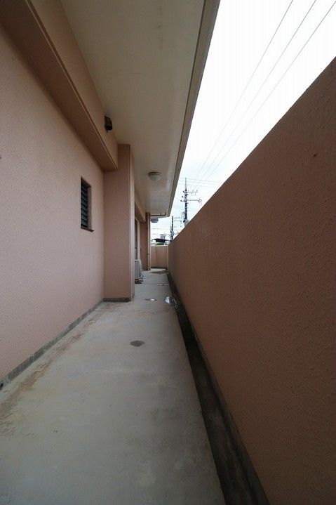 4LDK Apartment for Sale in Naha, Okinawa - 79.57 sqm - Thumbnail 3