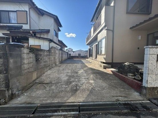 Renovated 4LDK House in Kasama, Ibaraki Near Iwama Station - Thumbnail 2