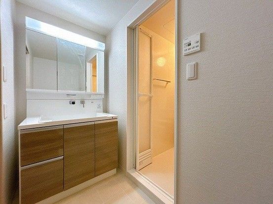 3LDK Renovated Apartment in Anjo City, Aichi - Thumbnail 3