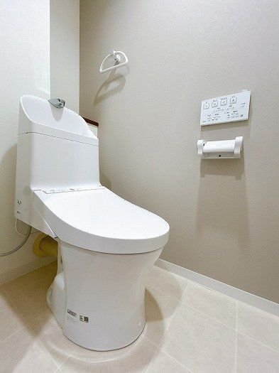 3LDK Renovated Apartment in Anjo City, Aichi - Thumbnail 4