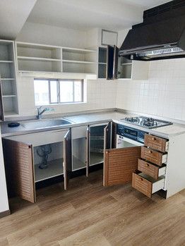 3DK Apartment in Kashiwa, Chiba for Sale - Thumbnail 2