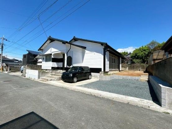 Renovated 4LDK House in Arao, Kumamoto - 110.61 sqm - Thumbnail 2