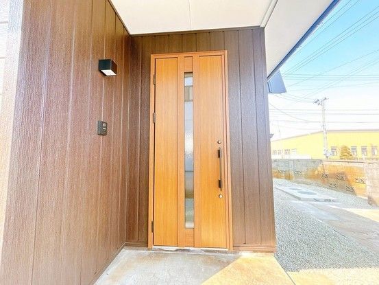 Renovated 5DK House on Corner Lot in Yonezawa, Yamagata - Thumbnail 2