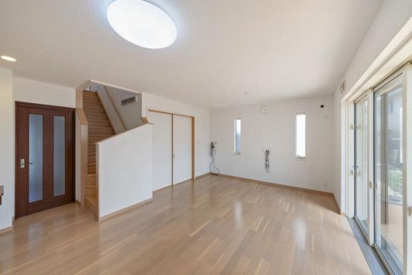 4SLDK Used House for Sale in Tarumi-ku, Kobe, 115.86 sqm - Thumbnail 3