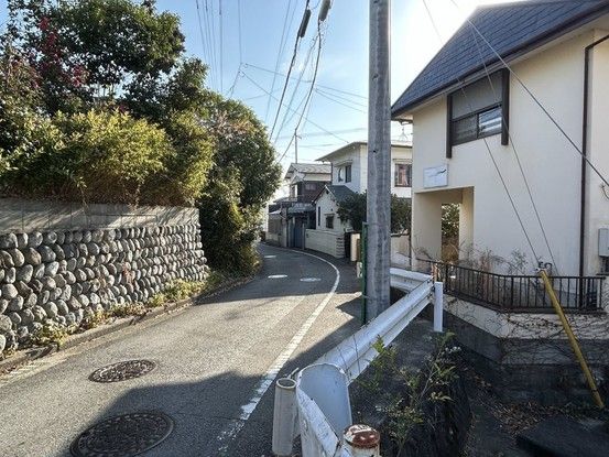 4DK Detached House for Sale in Matsuyama, Ehime - Thumbnail 3