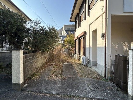4DK Detached House for Sale in Matsuyama, Ehime - Thumbnail 4
