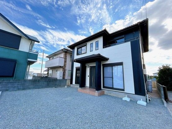 Renovated 4SLDK House in Matsushige, Tokushima - 121 sqm - Thumbnail 2