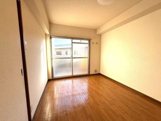 3DK Apartment for Sale in Hiroshima Higashi Ward, 57.5 sqm - Thumbnail 2