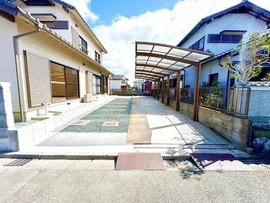 Renovated 4LDK House for Sale in Tsu City, Mie - Thumbnail 2