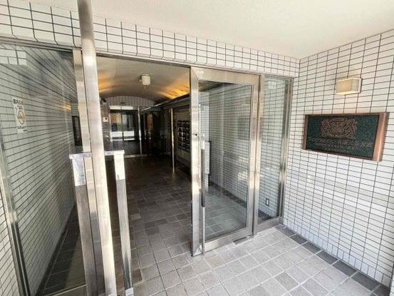 4LDK Apartment in Nakagyo Ward, Kyoto - 79.52 sqm - Thumbnail 2