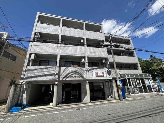 4LDK Apartment in Nakagyo Ward, Kyoto - 79.52 sqm - Thumbnail 3