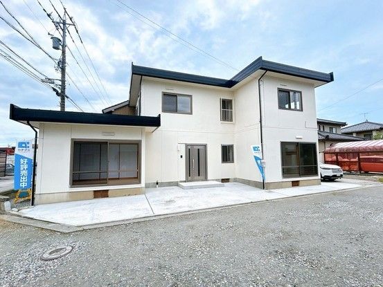 Renovated 4LDK House in Namerikawa, Toyama - 133 sqm - Thumbnail 4