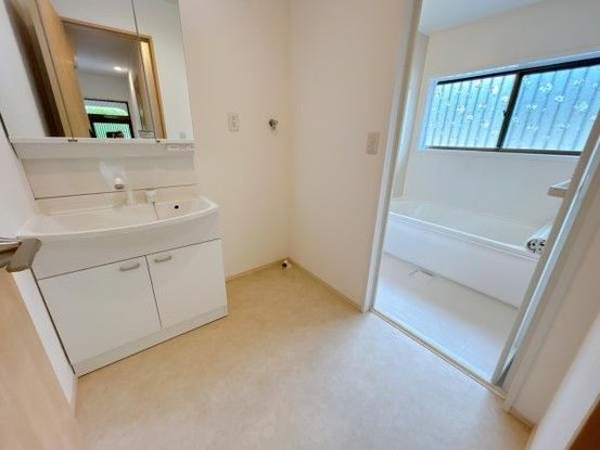 Renovated 3LDK House in Kirishima, Kagoshima - 1249万円 - Thumbnail 4