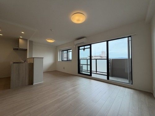 3LDK Apartment for Sale in Abeno, Osaka - 68.75 sqm - Thumbnail 3