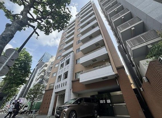 2LDK Apartment for Sale in Nakano, Tokyo - 50.1 sqm - Thumbnail 2